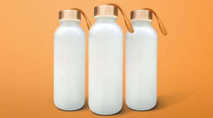 LIMPIAR BOTELLAS DE CRISTAL  Trucos de limpieza: así debes limpiar las  botellas de cristal para evitar bacterias