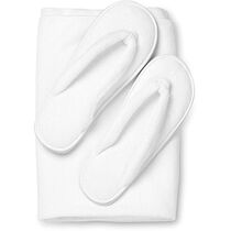 Set de bano toalla microfibra y zapatillas personalizado blanco Set de bano toalla microfibra y zapatillas personalizado blanco
